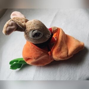Peter Rabbit Dan Dee 2022 Movie Easter 7" Flopsy in Carrot Plush Toy